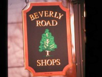 beverly road sign